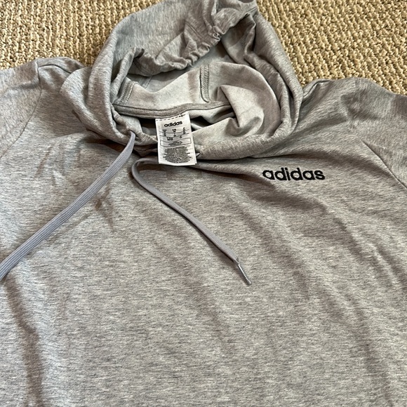 Adidas Sweatshirt - Picture 7 of 7